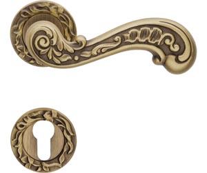 Klamka na rozecie art.113 - Linea Calì