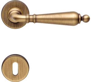 Ручка на розетке art.101 - Linea Calì