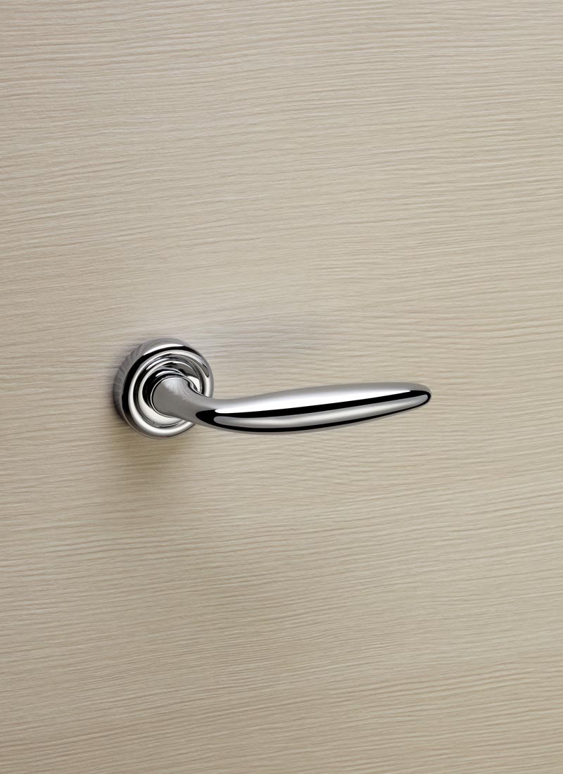 Kuba - Classic door handles - Linea Calì