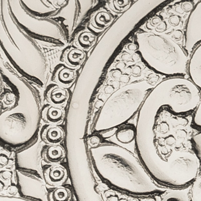 Antyczne matowe srebro